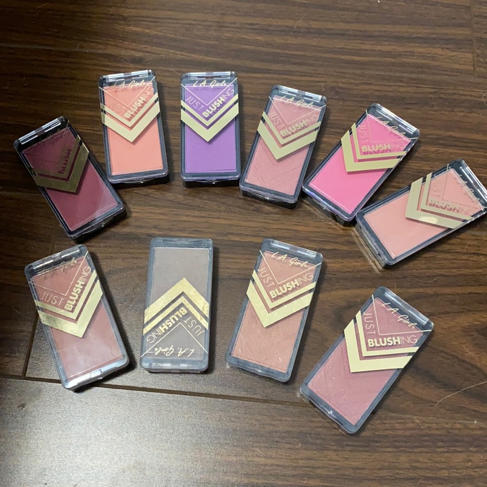 LA girl blushers